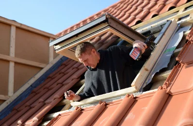 Pose de fenêtres de toit Velux à Saint-Rirand